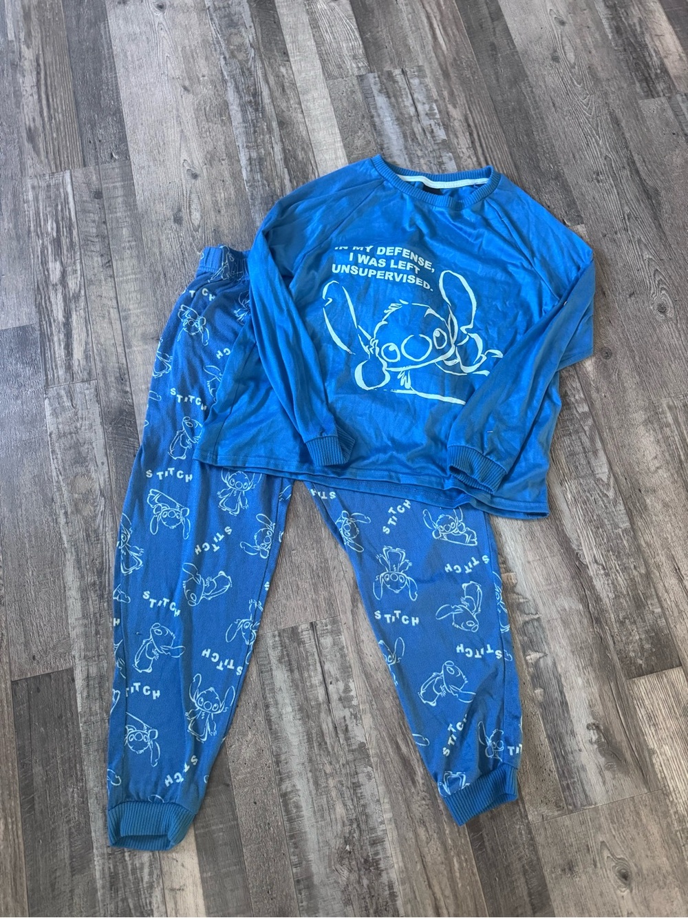 Women’s Stitch Graphic Pajama Set - Long Sleeve Top & Pants